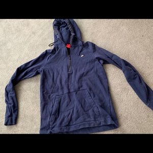 Nike quarter zip - Men’s medium